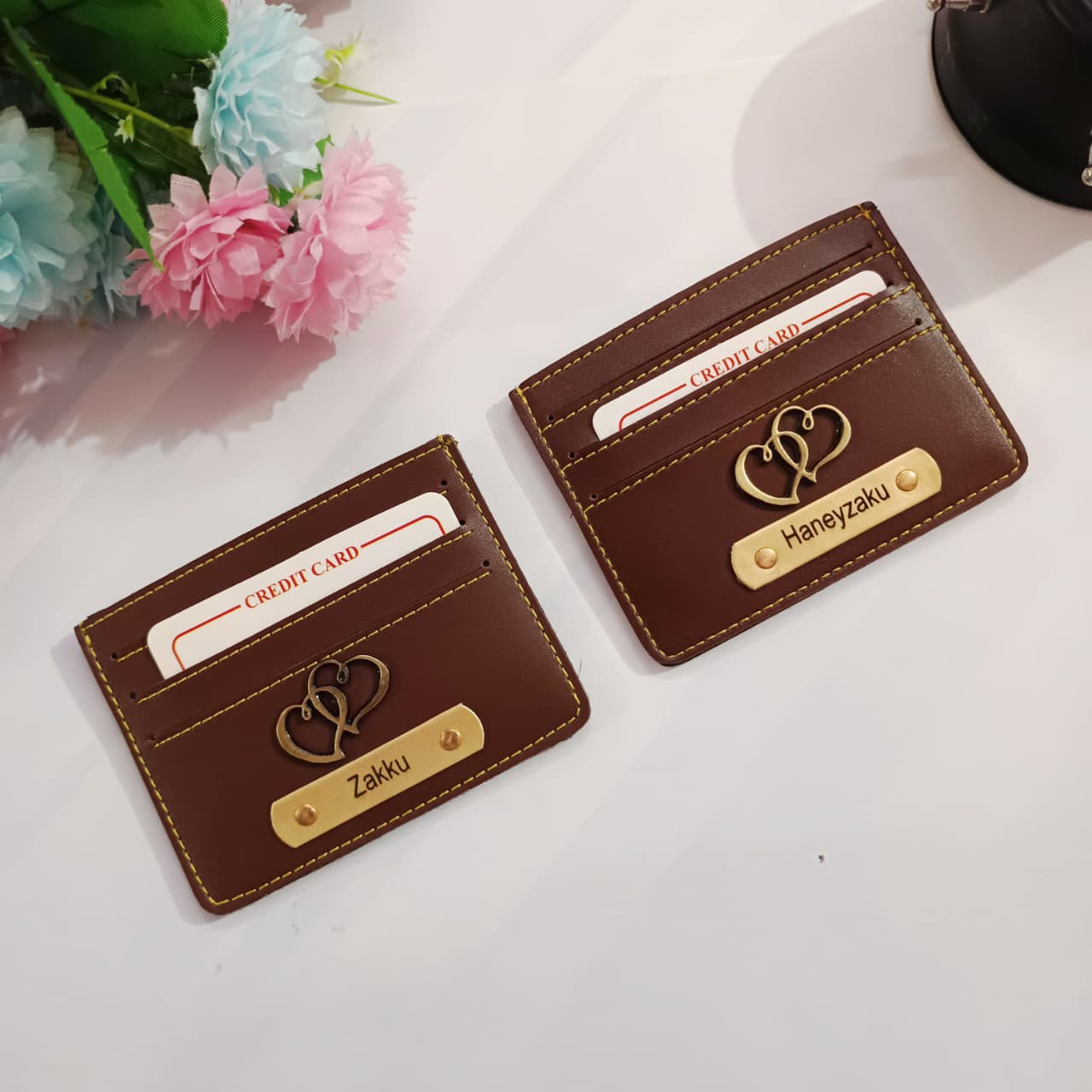 Product : Card Holder 1.0
