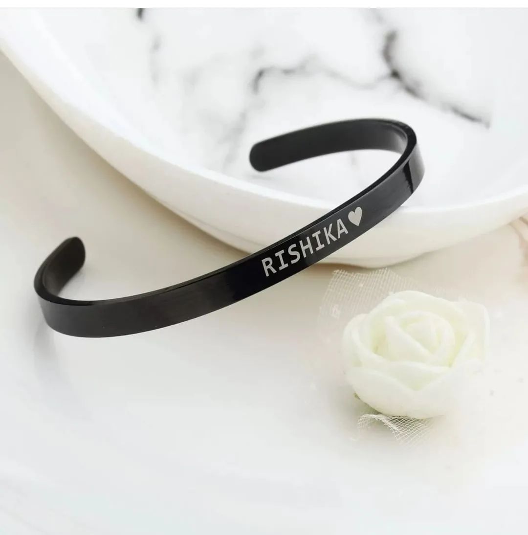 Metal kada/Bracelet