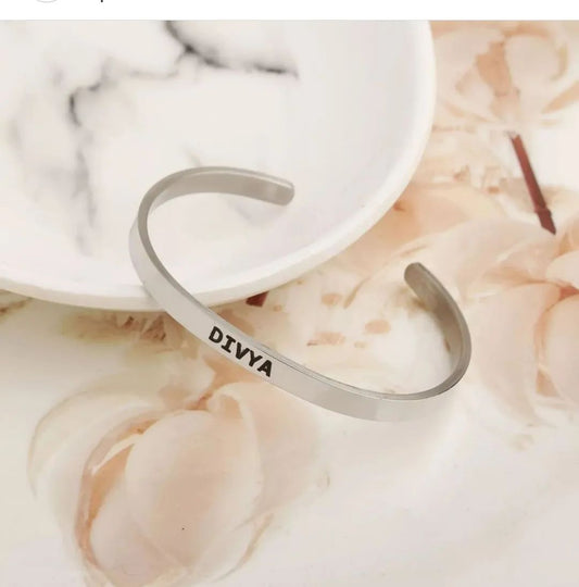 Metal kada/Bracelet